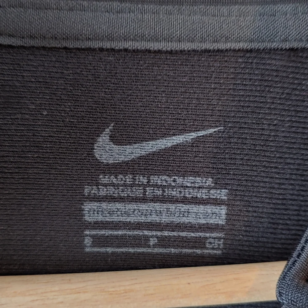 Nike Black and White Zip Athletic Jacket Size Small